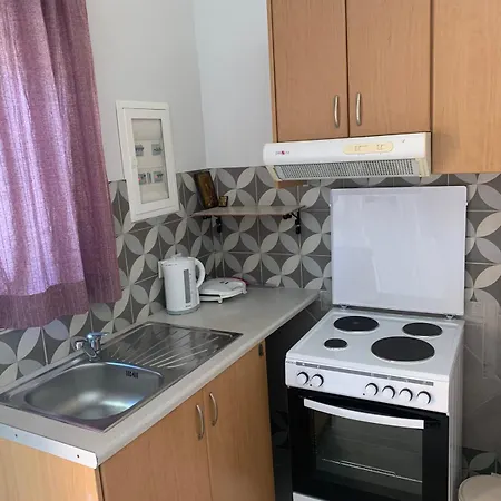 Domenica House * Kondaraina